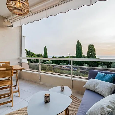 Le Grand Large Par Dodo à